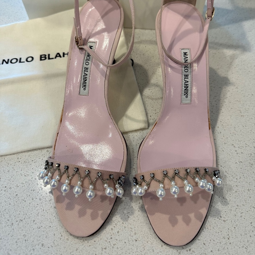 Manolo Blahnik pink fabric sandals